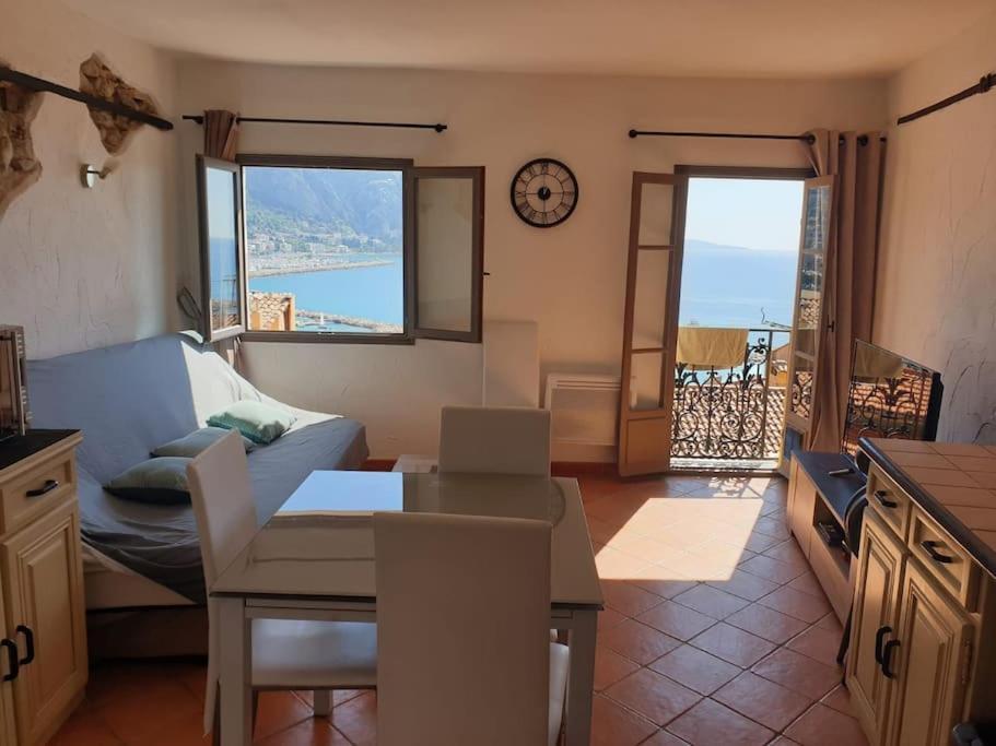 Duplex Vue Mer 50M De La Plage Des Sablettes Menton Buitenkant foto