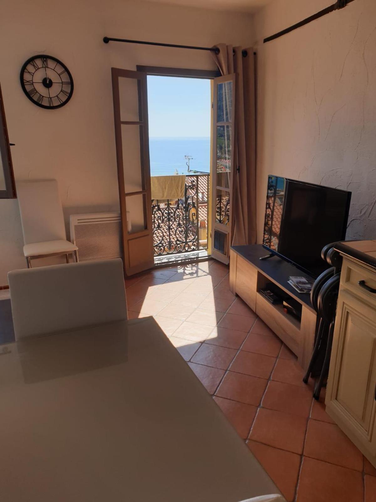 Duplex Vue Mer 50M De La Plage Des Sablettes Menton Buitenkant foto